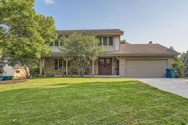 $574,900 | 11385 65th Place North | Maple Grove