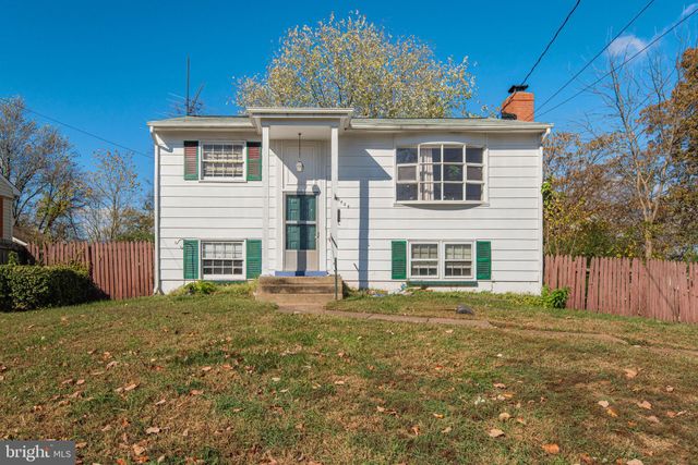 $325,000 | 9404 Spotsylvania Street | Loch Lomond