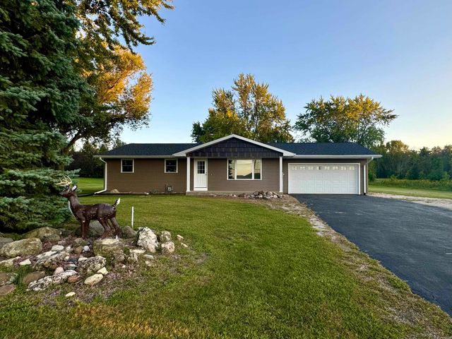 $274,900 | W3174 Velvet Beach Road | Calumet