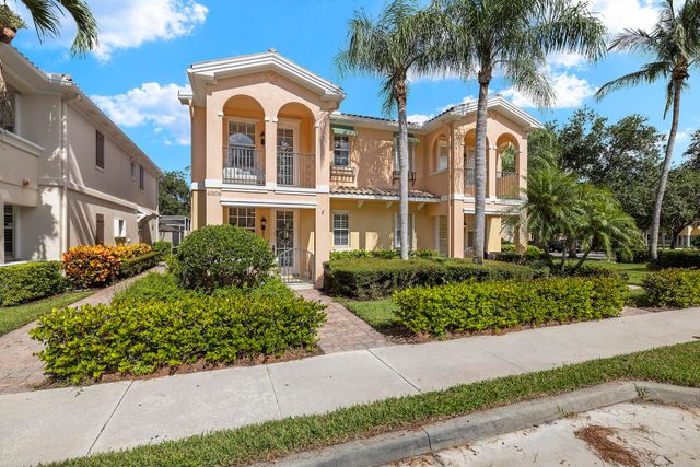 $699,900 | 4006 Parkside Drive | Abacoa