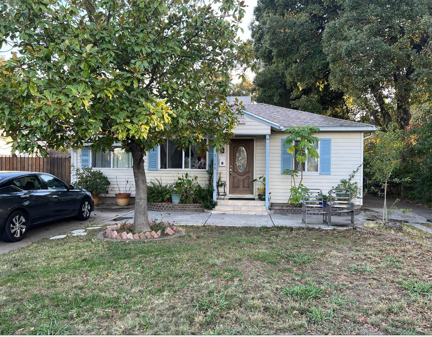 a view of a house with a patio