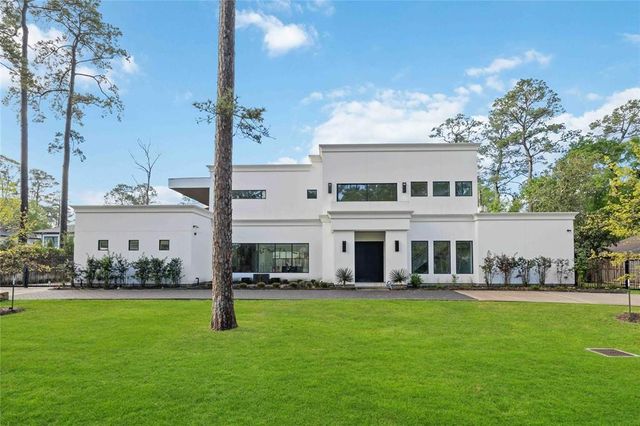 $3,700,000 | 3 Concord Circle | Bunker Hill Village