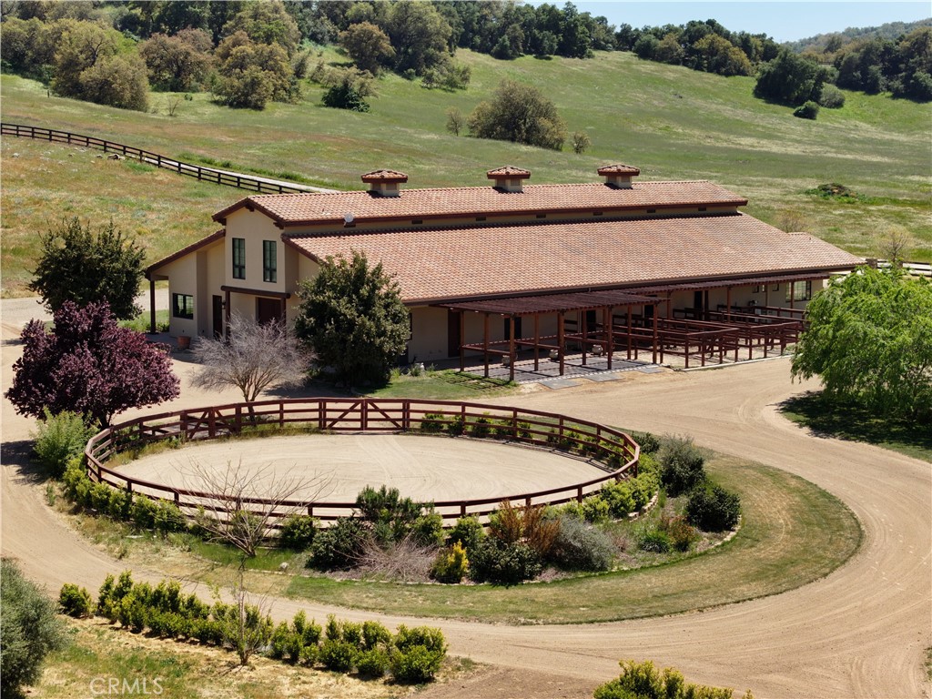 a view of house with outdoor space