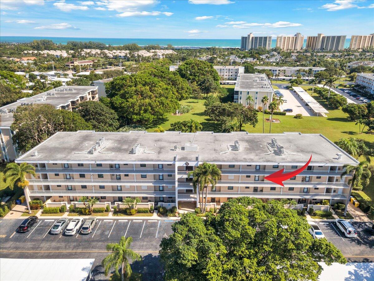 an aerial view of multiple houses