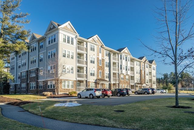 $679,900 | 10 Abigail Way, Unit 4008 | Reading