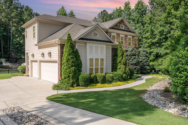 $1,498,900 | 1013 Shagbark Court | South Grove