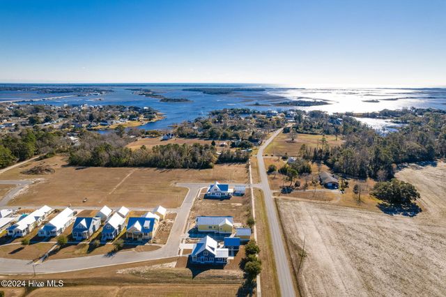 $560,000 | 203 Villagers Way | Swansboro