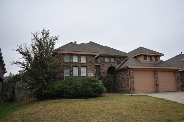 $380,000 | 1420 Pheasant Run Trail | Chisholm Ridge