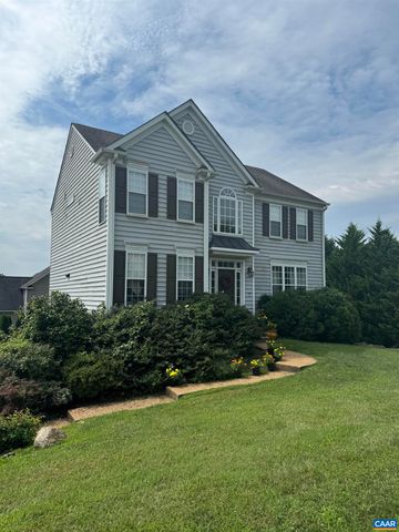 $2,750 | 120 Grayrock Drive | Grayrock