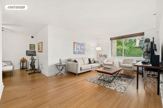 $1,098,000 | 505 West 47th Street, Unit 2FS | Hell's Kitchen