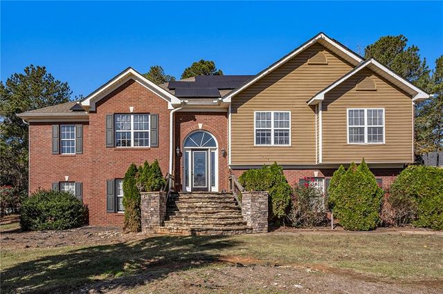 $450,000 | 535 Brook Hollow Drive