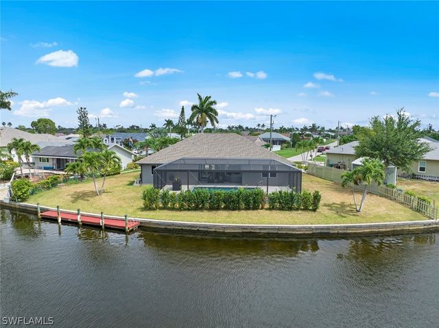 $799,900 | 204 Southwest 47th Street | Cape Coral