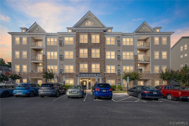 $315,000 | 1201 Westwood Village Lane, Unit 202 | Midlothian