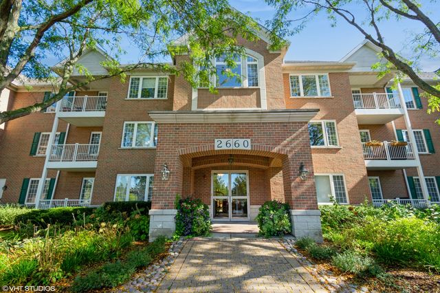 $499,900 | 2660 Summit Drive, Unit 307 | Glenview