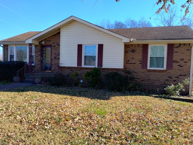 $299,000 | 1590 Cherry Tree Drive | Clarksville