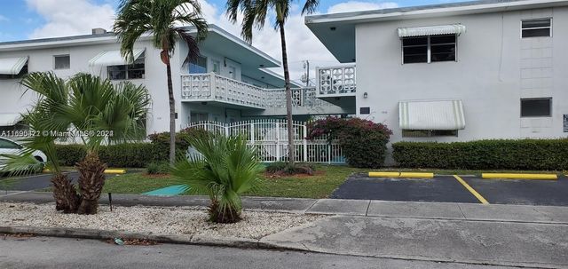 $1,700 | 1719 Wiley Street, Unit 4 | Hollywood Lakes