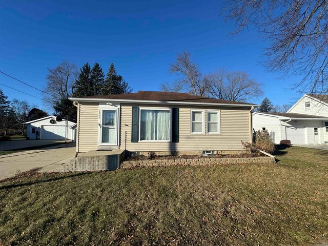 $239,900 | 1504 River Drive | Watertown