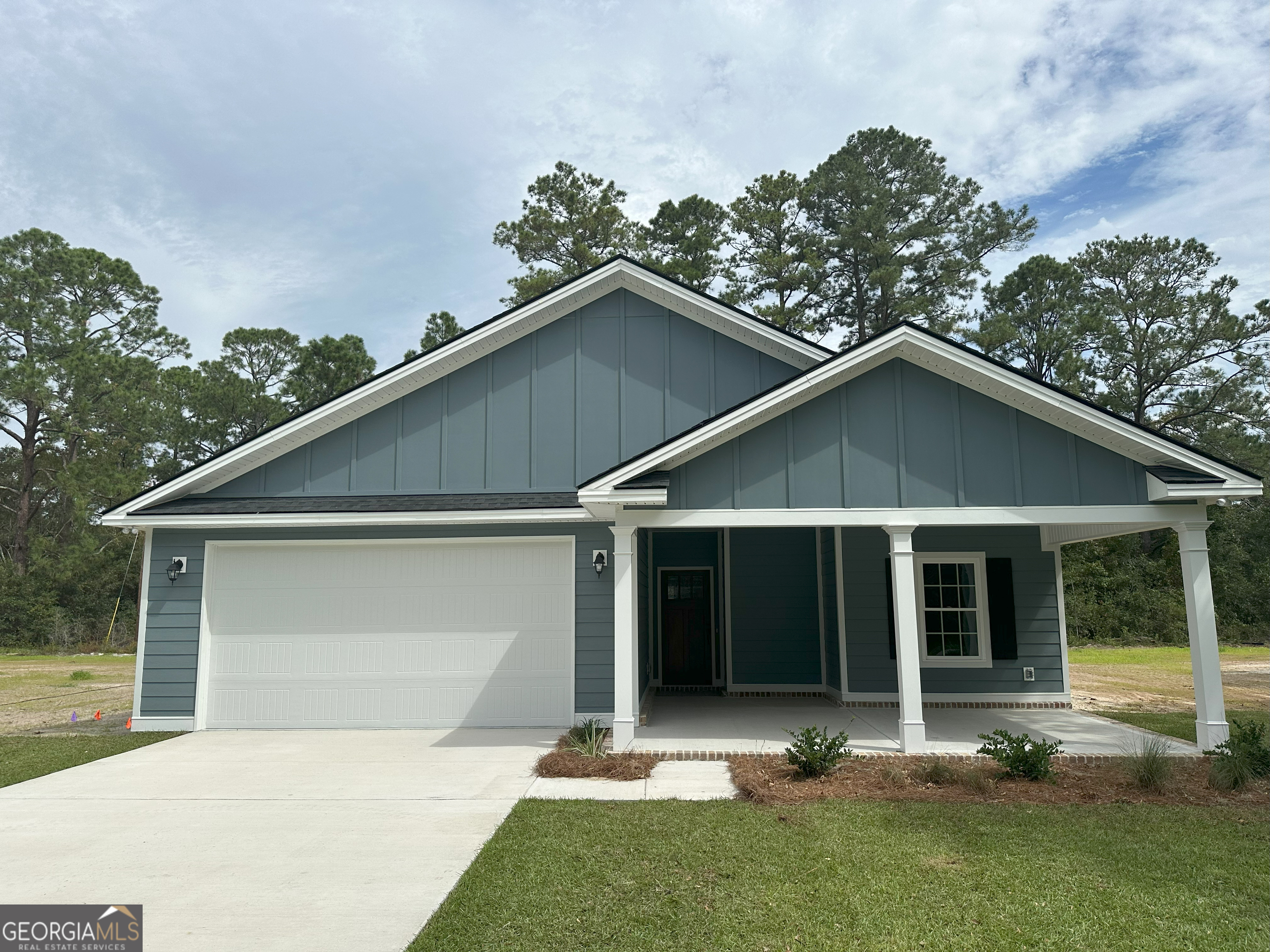 front view of house with a yard