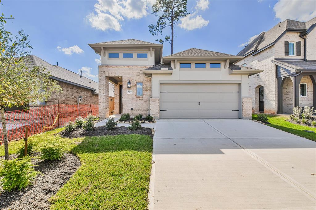 a front view of house with yard