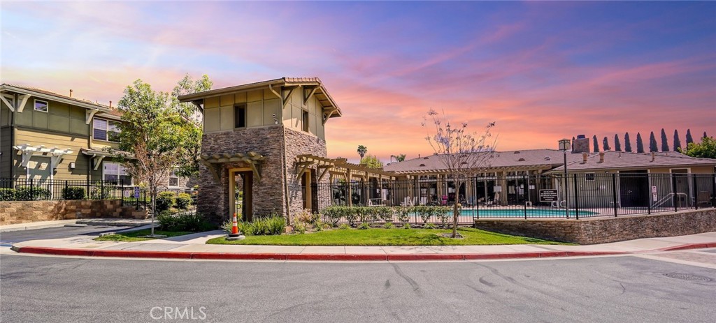 a house view with a outdoor space