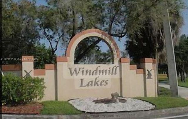 $2,250 | 465 Southwest 86th Avenue, Unit 203 | Pembroke Pines