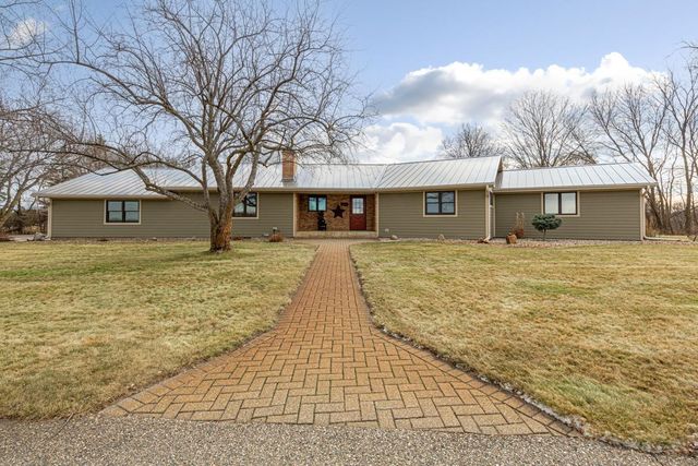 $565,000 | 54585 Grouse Circle | South Bend Township - Blue Earth County