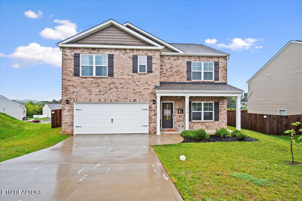 1816 Riverstone Crescent, Morristown TN