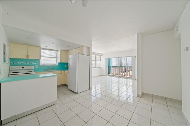 $399,000 | 701 Collins Avenue, Unit 1F | Flamingo-Lummus