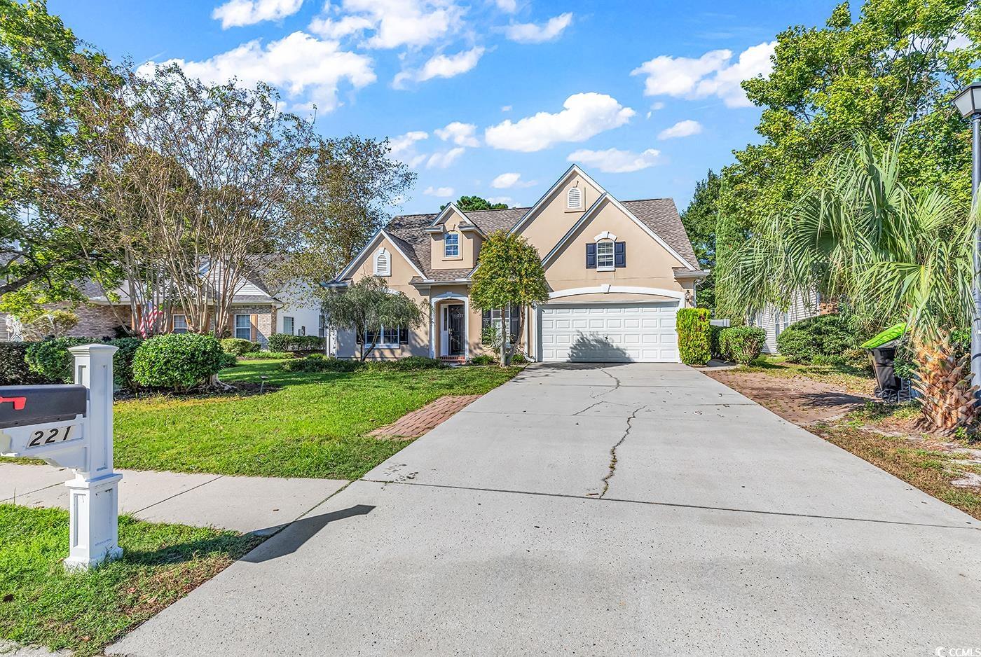 View of front of home featuring a front lawn