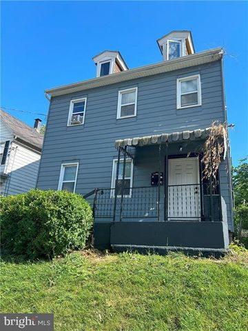 $1,800 | 211 East Wilkes Barre Street, Unit 2 | Southside Easton