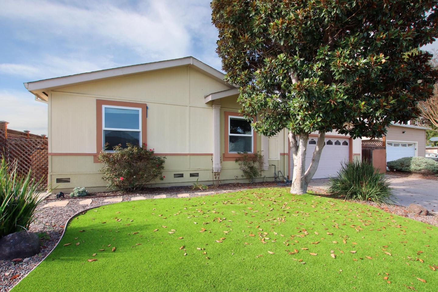 2165 Chanticleer Avenue Santa Cruz CA 95062 Compass