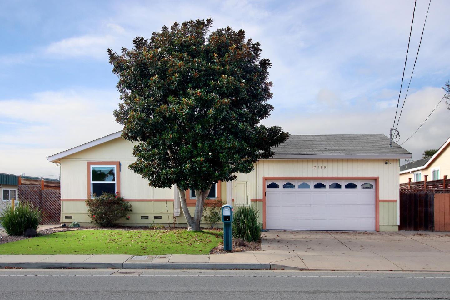 2165 Chanticleer Avenue Santa Cruz CA 95062 Compass