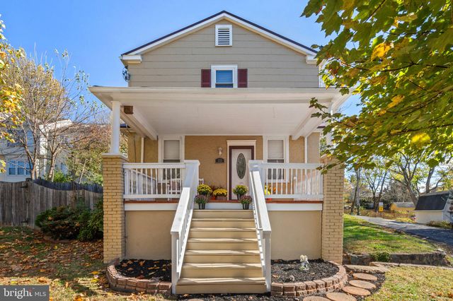 $575,000 | 23 Fairfax Street | Warrenton