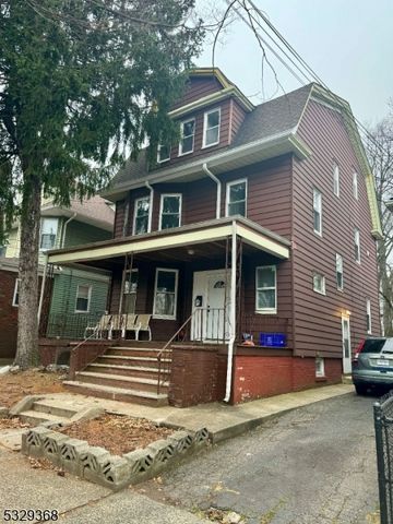 $3,600 | 833 South 13th Street | Upper Clinton Hill