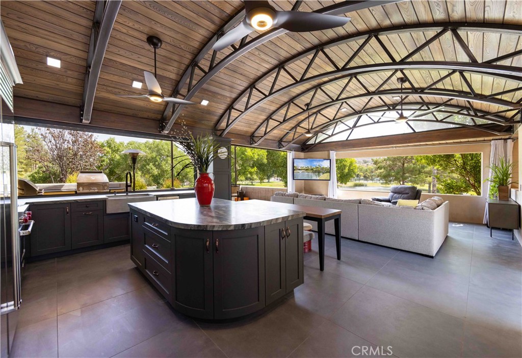 a view of a patio and a tub