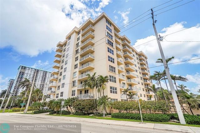 $2,900 | 1401 South Ocean Drive, Unit 402 | South Central Beach