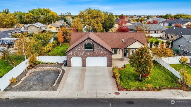 $539,900 | 407 Sand Dune Road | Moses Lake