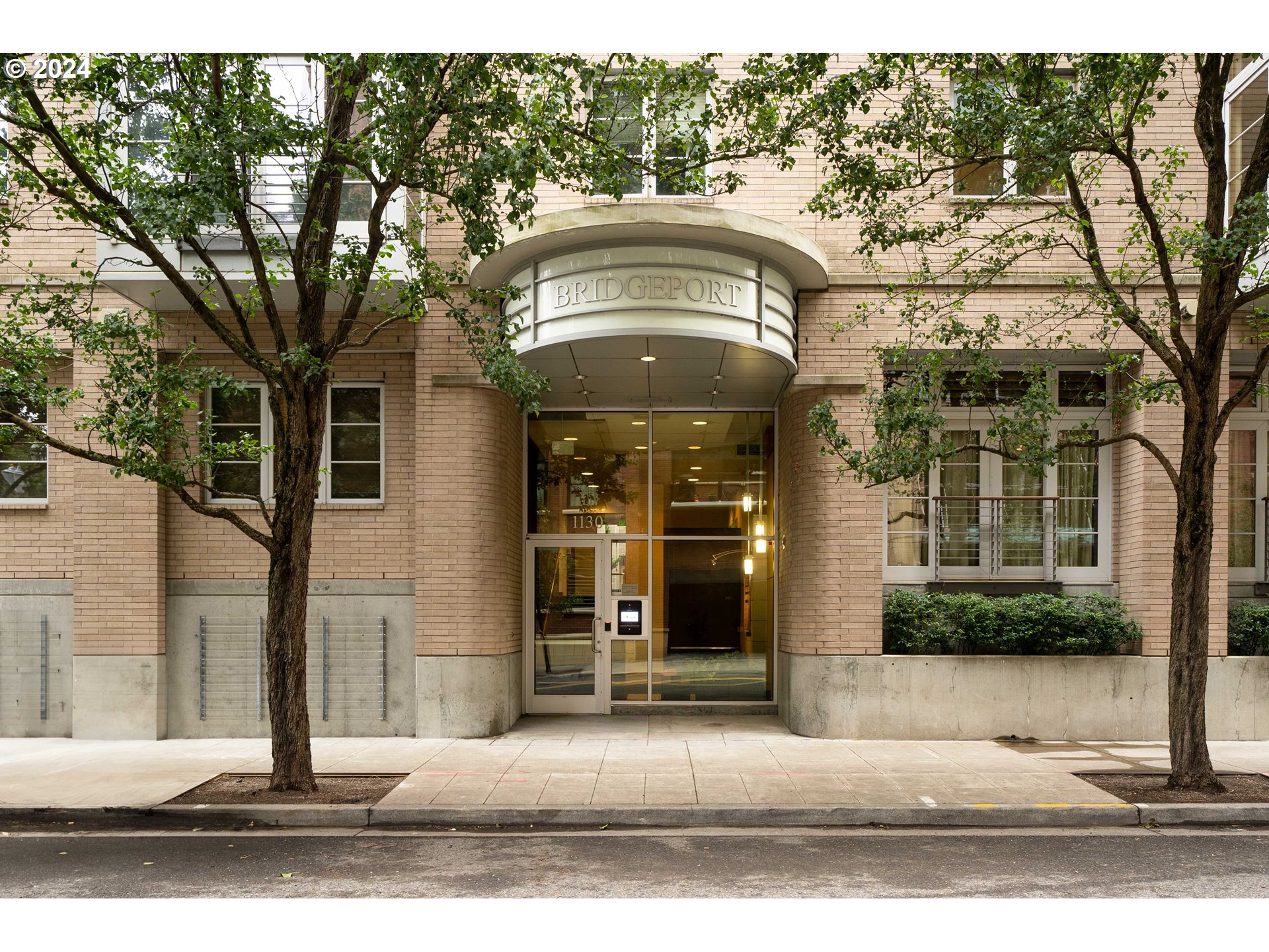 a view of a building entrance