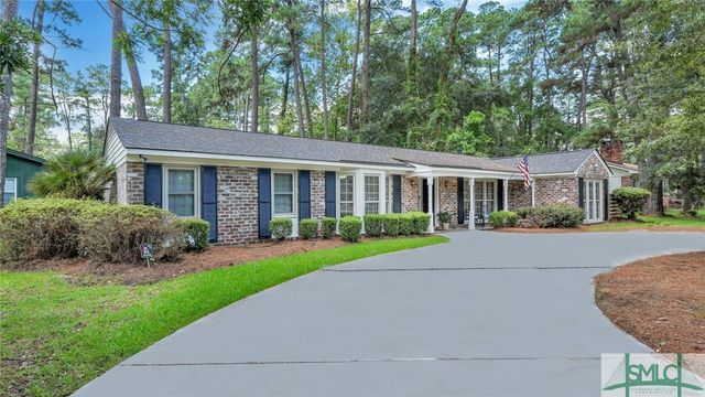 Homes for Sale with a Garage in Harrock Hall, Savannah, GA | Compass