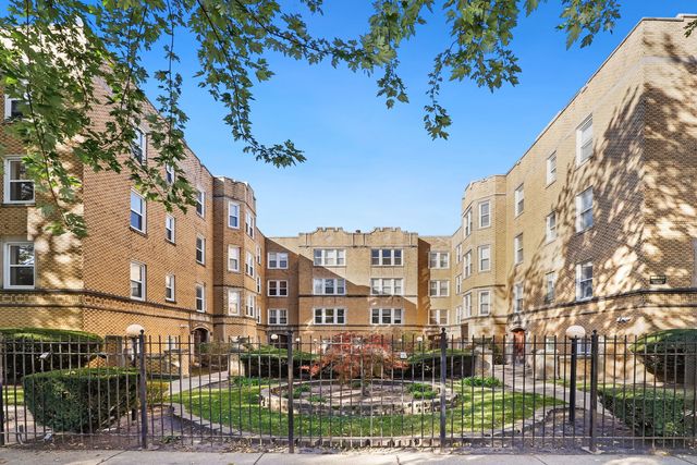 $245,000 | 6312 North Richmond Street, Unit 2A | West Rogers Park