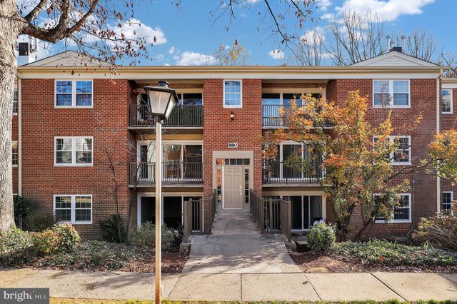 $260,000 | 880 College Parkway, Unit 302 | West Rockville