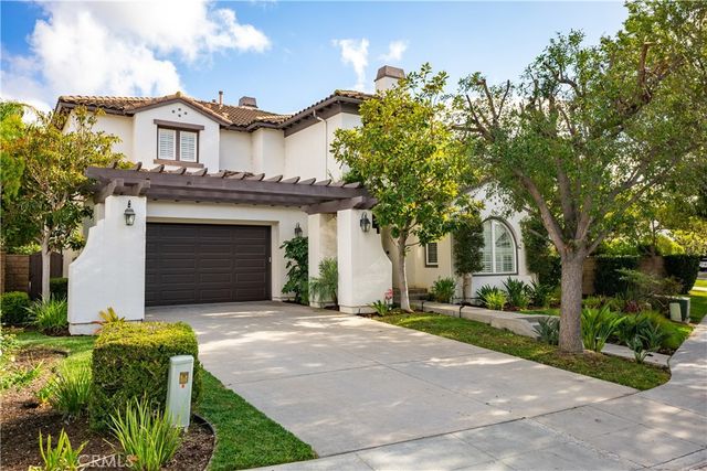 $1,850,000 | 6 Winslow Street | Oak Knoll Village