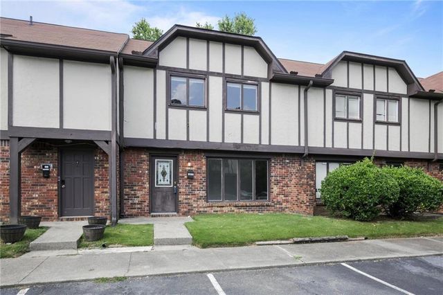 $2,300 | 1831 Ashborough Court, Unit F | Ashborough Village