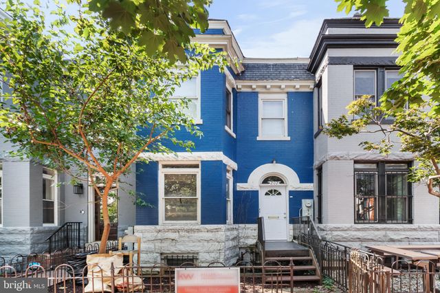 $1,050,000 | 207 F Street Northeast | Capitol Hill