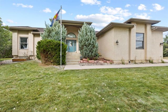 $2,950 | 10 Desert Inn Way | Gleneagle