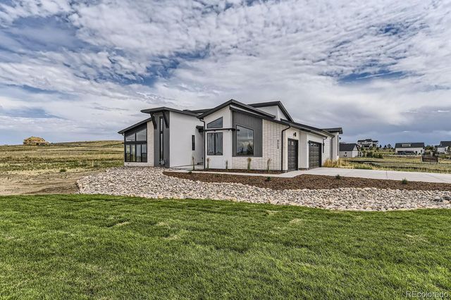 $1,790,000 | 8648 Carneros Court | Tallman Gulch