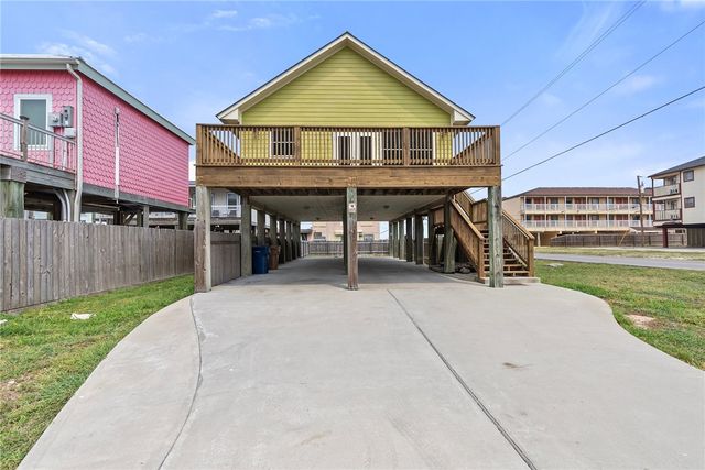 $379,000 | 4221 Gulfbreeze Boulevard | Downtown Corpus Christi