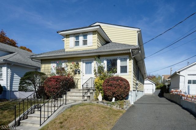 $2,600 | 63 Frederick Avenue | Hawthorne