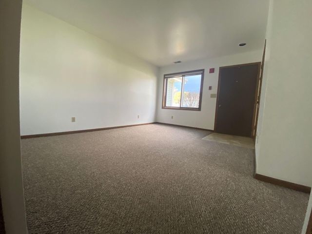 $1,150 | N89W15750 Main Street, Unit 1 | Menomonee Falls