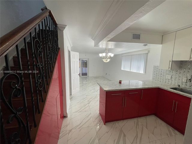 $2,500 | 2313 West 60th Street, Unit C107 | Hialeah